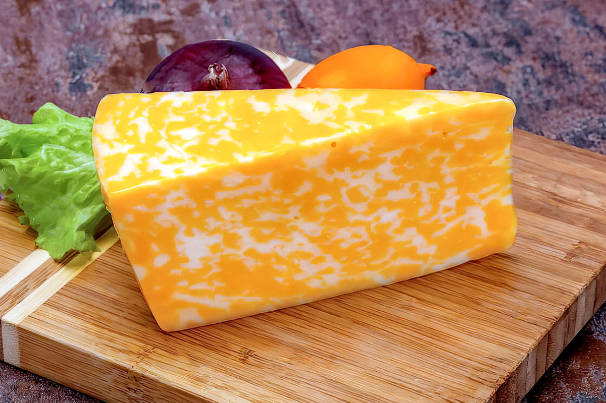 Дружба — состав, калорийность сыра, польза, вред, вино к сыру — Cheezu